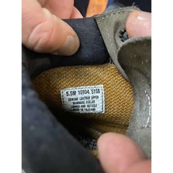 Timberland Grey and Black Men's Boots - Picture 9 of 14